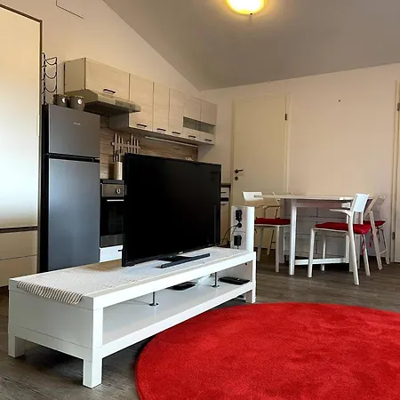 Chic Loft With Open Floor Plan Spodnja Siska