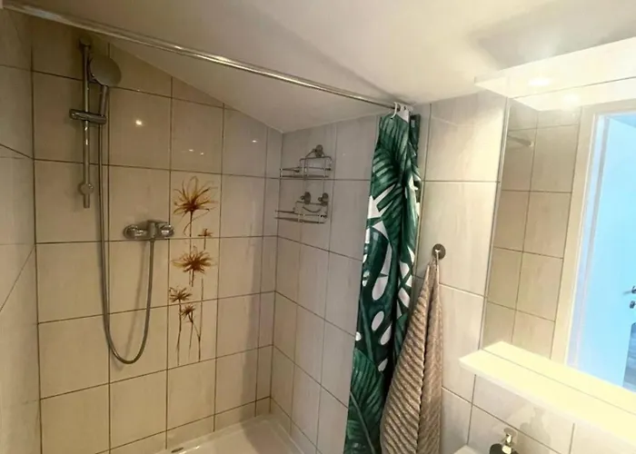 Lejlighed Chic Loft With Open Floor Plan *